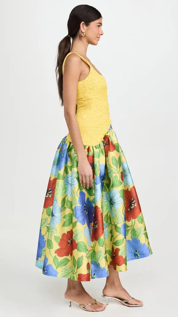Sleeveless fitted floral maxi dress