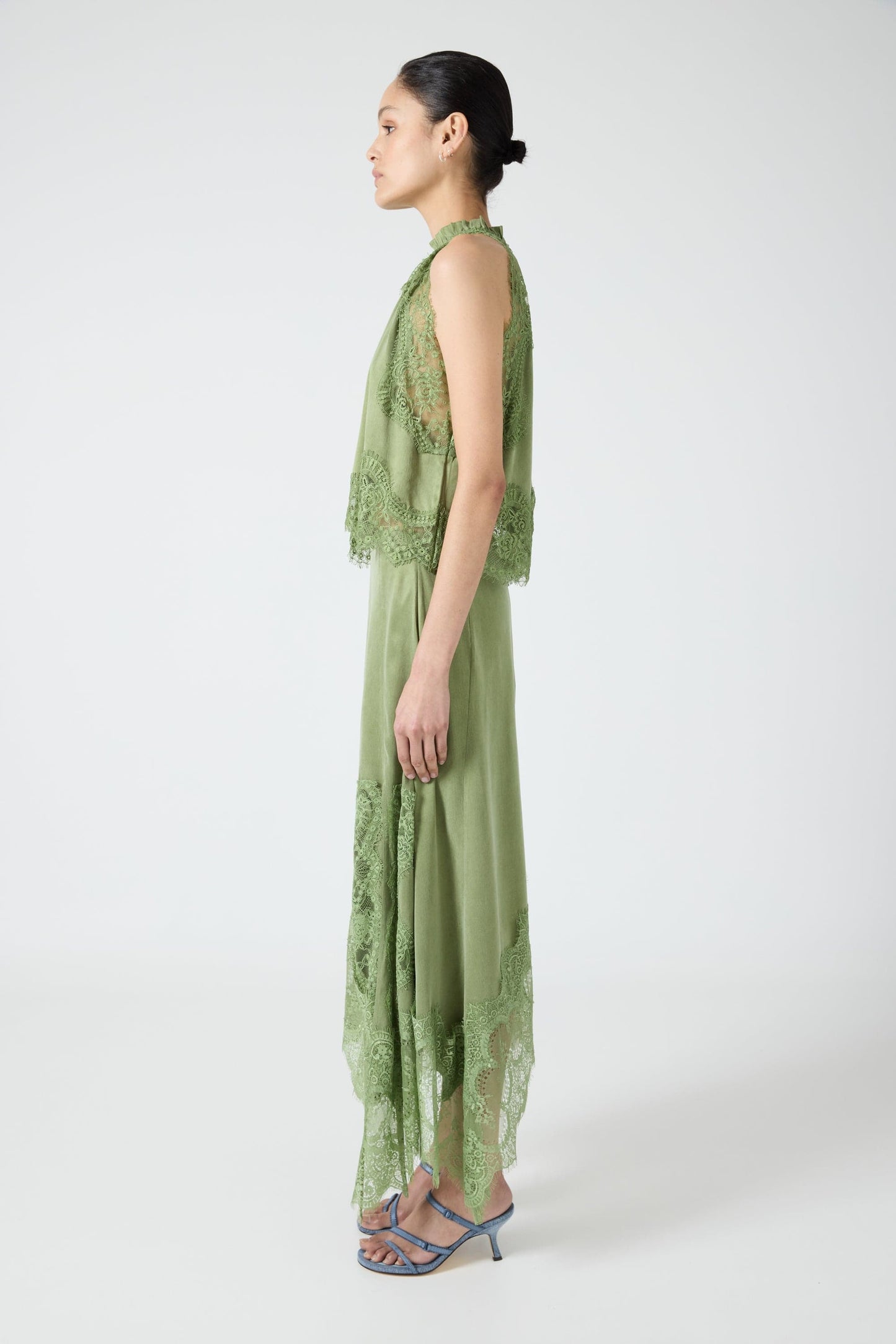 VISIONS LACE HANKERCHIEF SKIRT