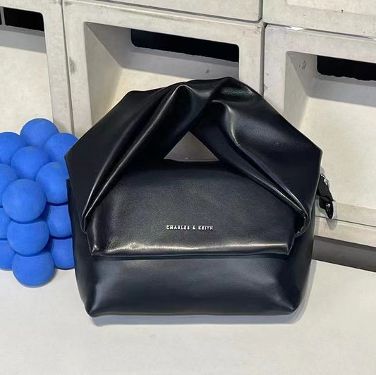 Vibey Black Folded Handbag