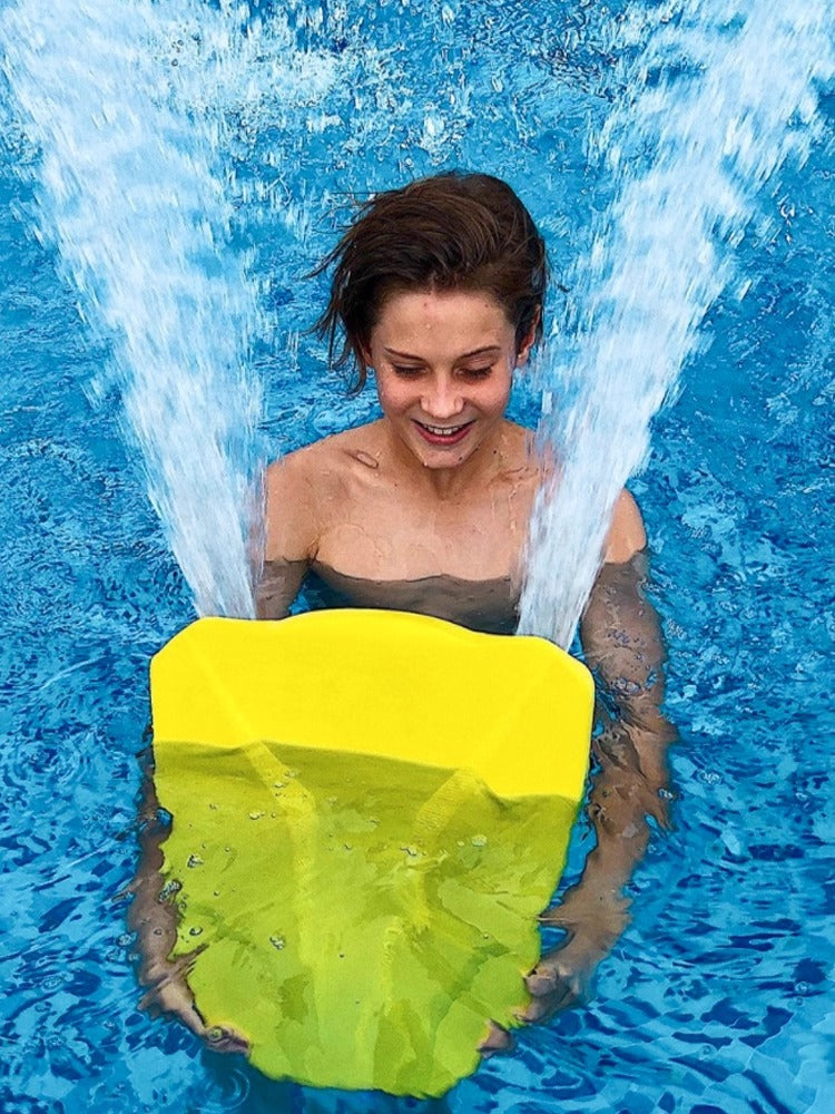 Electric swimming float